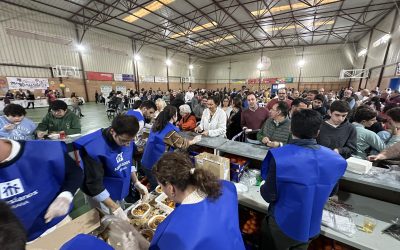 Éxito del tradicional Potaje Solidario en la Casa Salesiana de Triana